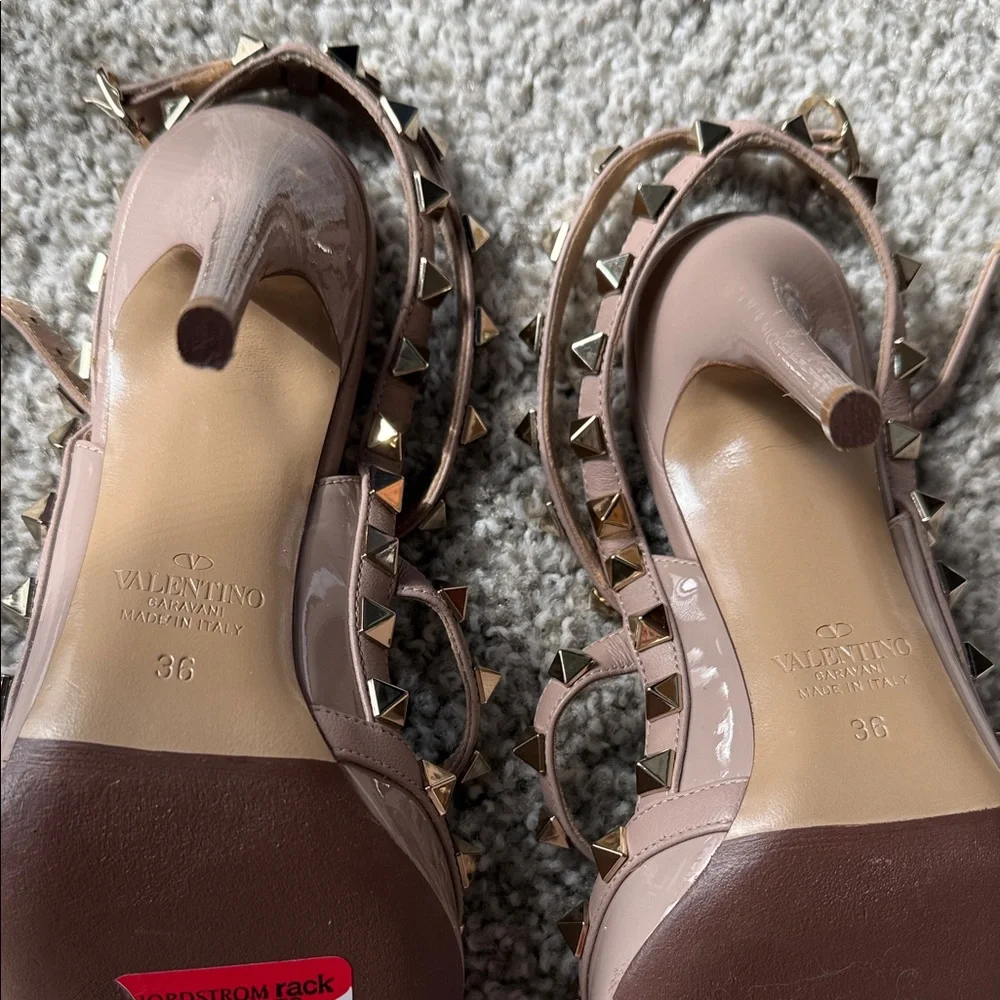 Valentino Women's Blush Patent Leather Studded Heels - Picture 5 of 13